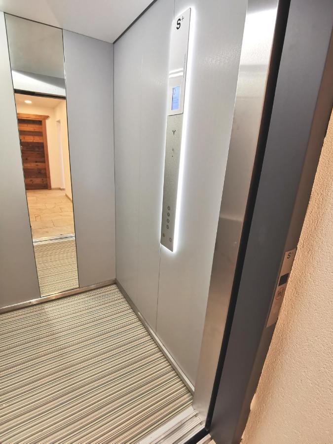 Schickster Sky Lodge Лойташ Екстериор снимка