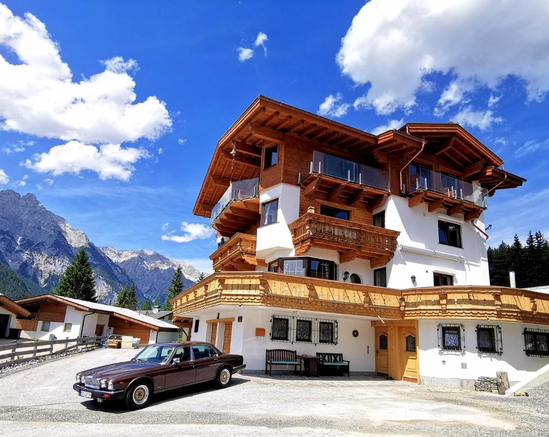 Schickster Sky Lodge Лойташ Екстериор снимка