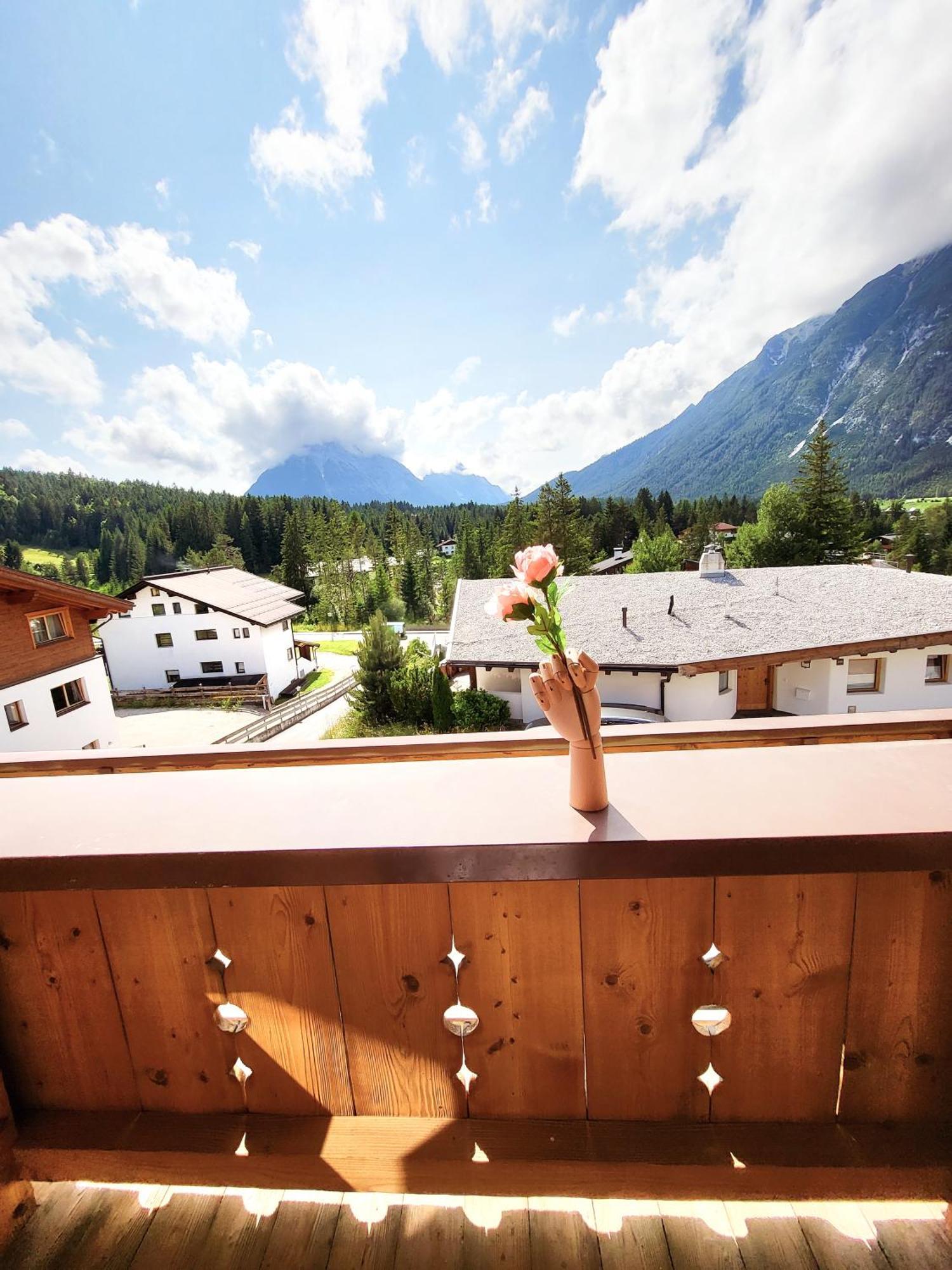 Schickster Sky Lodge Лойташ Екстериор снимка